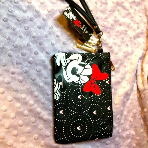 NEW Minnie Mouse Wristlet NWT black, white and red 8” x 6” - Picture 2 of 10